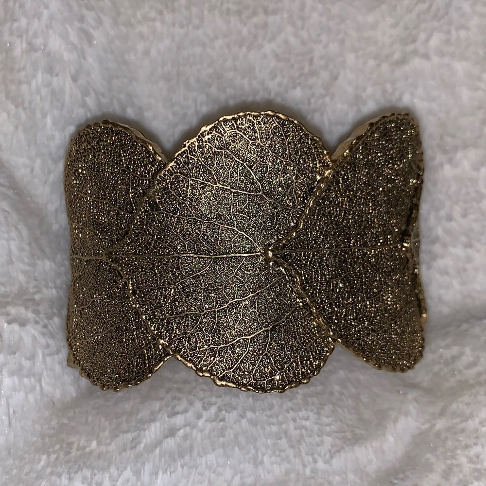 Lia Sophia Gold Leaf Arboretum Cuff Bracelet